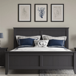ΚΡΕΒΑΤΙ ISAVELLA LETTO ΓΙΑ ΣΤΡΩΜΑ 160x200cm ΛΑΚΑΡΙΣΤΟ ΜΕ ΜΑΣΙΦ ΞΥΛΟ ΧΡΩΜΑ L.62