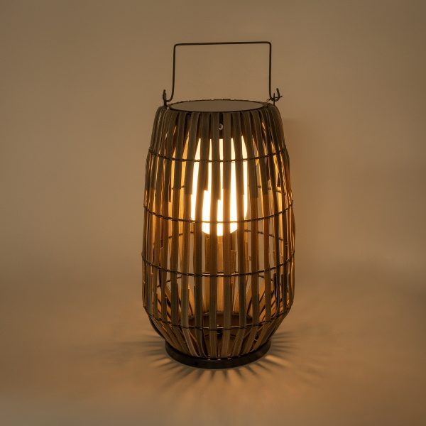 GloboStar® NETLEY 02306 Boho Αυτόνομο Ηλιακό Κρεμαστό/Επιτραπέζιο Φωτιστικό Φαναράκι LED SMD 5W 200lm - Φ30 x Υ50cm - με Ενσωματωμένη Μπαταρία 600mAh - Φωτοβολταϊκό Πάνελ και Αισθητήρα Ημέρας-Νύχτας με Ασύρματο Χειριστήριο IR Γκρι Μπαμπού Αδιάβροχο IP65 Θερμό Λευκό 3000K